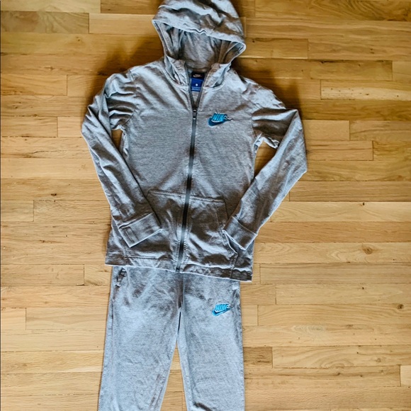 Nike Cotton Jogger Set Kids Light Grey w/Blue Logo - Picture 3 of 13